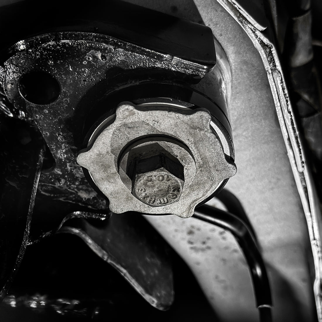 09D Subframe Lockdown Kit (Front) [Focus RS Mk3] - ZERONINE DESIGN