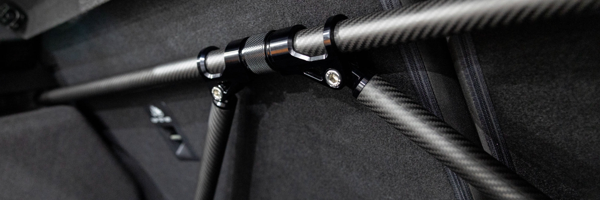 09D Carbon Rear Cross Brace [Fiesta ST Mk7] - ZERONINE DESIGN